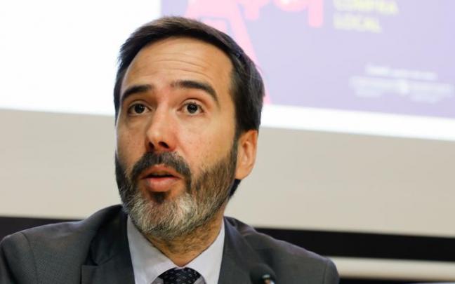 El consejero de Turismo, Comercio y Consumo, Javier Hurtado.