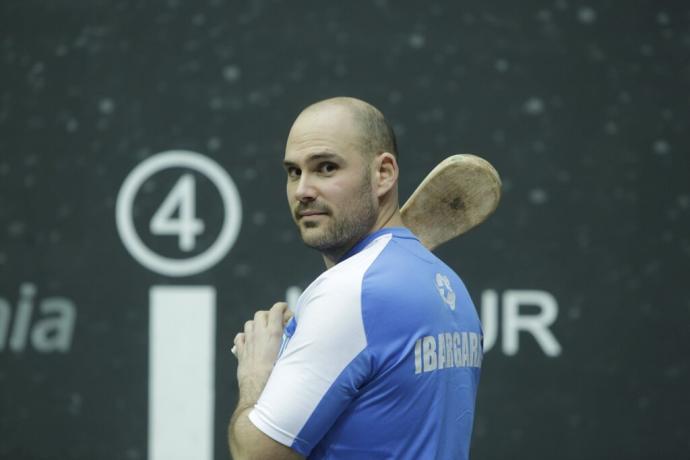 Xabier Ibargaray, en el frontón Bizkaia en la previa de la final del Individual de 2019.