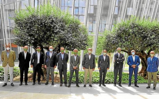 La dirección de Iberdrola se reunió ayer en la capital vizcaina tras las vacaciones estivales. Foto: IBR La dirección de Iberdrola se reunió ayer en la capital vizcaina tras las vacaciones estivales. Foto: IBR