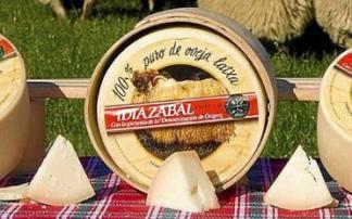 Tres quesos de la Denominación de Origen (DO) Idiazabal. Foto: Cedida