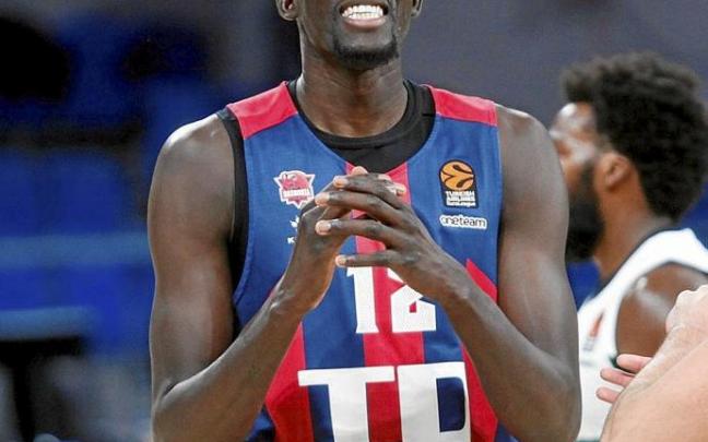 Diop ha perdido protagonismo esta temporada y buscará recuperarlo lejos de Vitoria. Foto: Jorge Muñoz