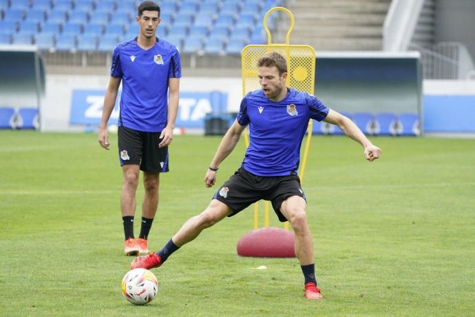 Asier Illarramendi, junto a Carlos Fernández, son dos de las novedades para el partido de mañana