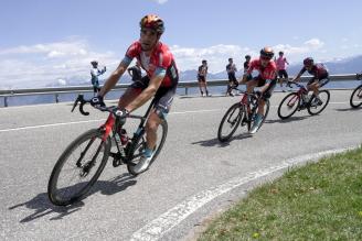 Mikel Landa tira de Pello Bilbao en el pasado Tour de los Alpes, la última competición de ambos antes de encarar el Giro que comienza hoy. Foto: Bahrain /Sprint Cycling Agency