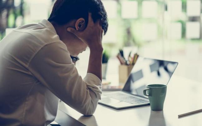 El estrés laboral constituye uno de los principales motivos por el que los profesionales estadounidenses abandonan su trabajo.