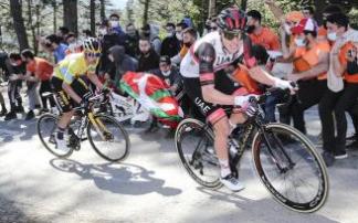 Los eslovenos Tadej Pogacar y Primoz Roglic, durante su pulso en la pasada edición de la Itzulia. Los eslovenos Tadej Pogacar y Primoz Roglic, durante su pulso en la pasada edición de la Itzulia.