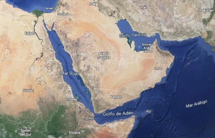 Imagen de satélite de la península arábiga, el Mar Rojo y el estrecho de Ormuz.