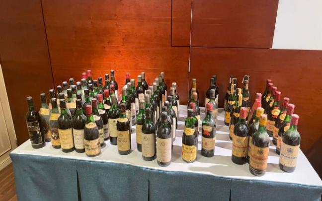 Parte de las 300 botellas desempolvadas Parte de las 300 botellas desempolvadas