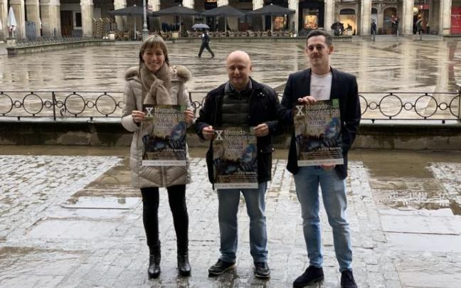 Los organizadores del mercado.