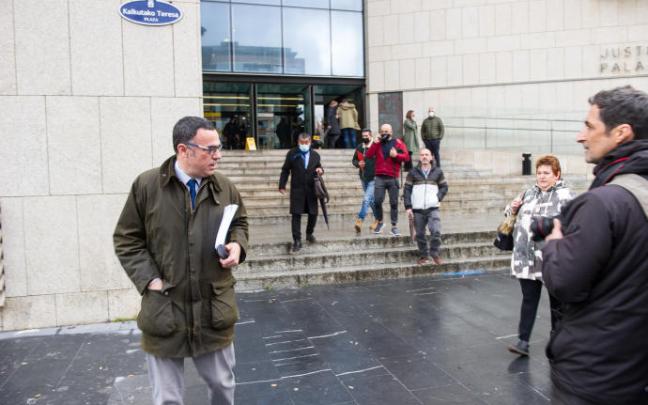 El abogado de la familia de Gregorio Ordóñez en el Palacio de Justicia. El abogado de la familia de Gregorio Ordóñez en el Palacio de Justicia.