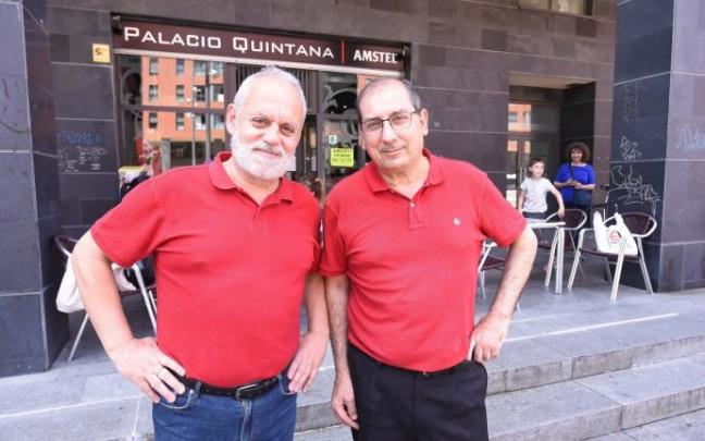 Iñaki y Carlos son socios del bar Palacio Quintana. Iñaki y Carlos son socios del bar Palacio Quintana.