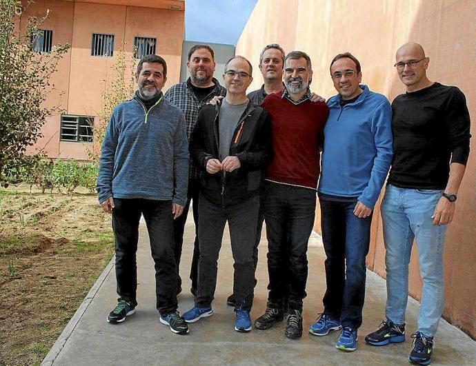 Los presos de Lledoners: Jordi Sànchez, Oriol Junqueras, Jordi Turull, Joaquim Forn, Jordi Cuixart, Josep Rull y Raül Romeva. Foto: Efe