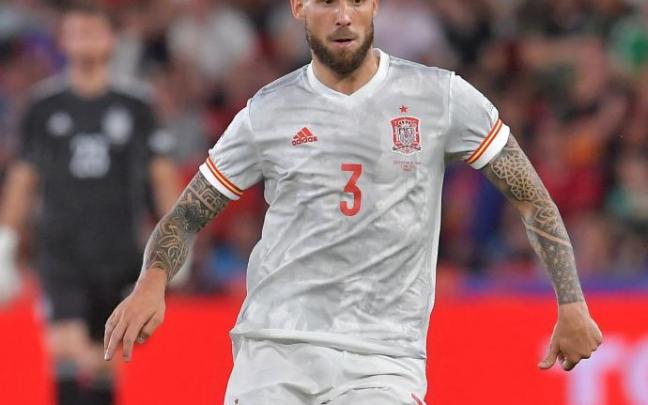 Iñigo Martínez marcó su primer gol con la selección española.