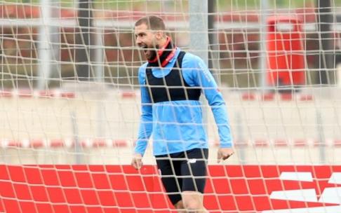 Iñigo Martínez se ha quedado fuera de la convocatoria de Marcelino para el Villarreala-Athletic del sábado