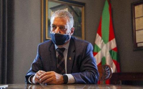 Iñigo Urkullu. Iñigo Urkullu.