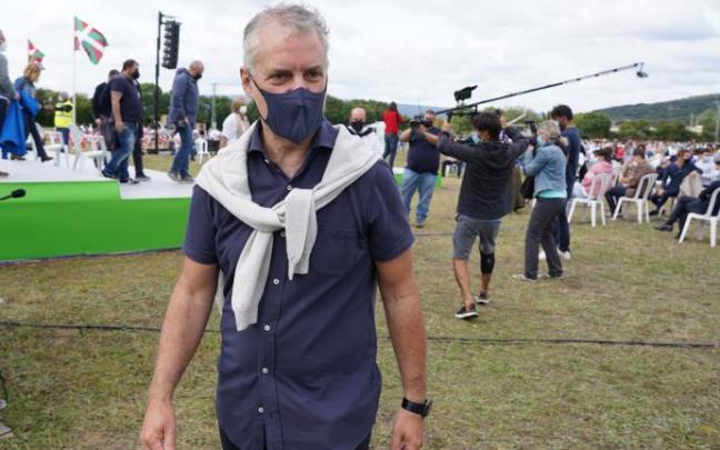 El lehendakari Urkullu, al término del acto político en las campas de Foronda. El lehendakari Urkullu, al término del acto político en las campas de Foronda.