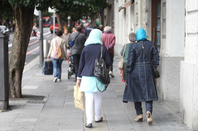 El Plan de Inmigración pondrá especial atención en las mujeres y los menores no acompañados.