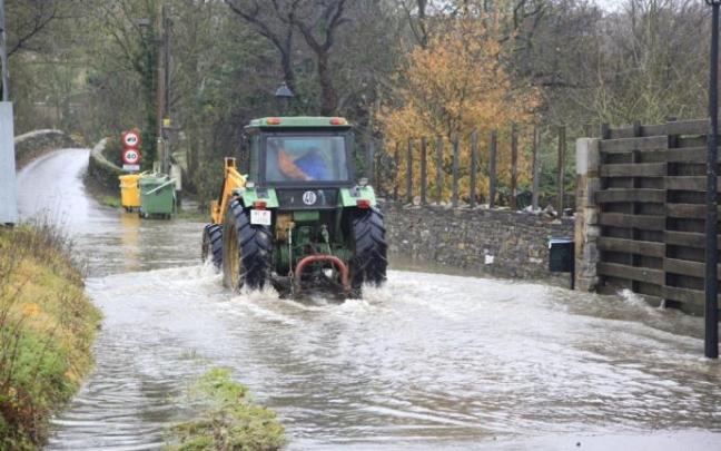 Inundaciones provocadas por el desbordamiento del río Zadorra