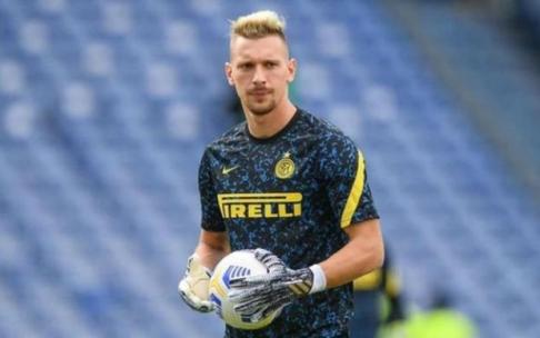 El futuro de Ionut Radu en el Inter, cada vez más negro