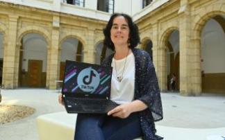 Lorena Fernández: "Algunos realizan actos extremos para obtener seguidores fácilmente" Lorena Fernández: "Algunos realizan actos extremos para obtener seguidores fácilmente"