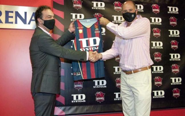 Presentación de TD Systems como patrocinador del Baskonia en julio de 2020