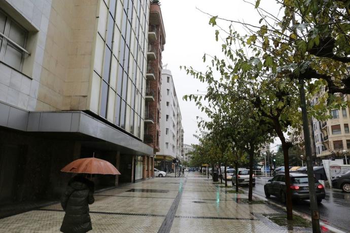 Edificio de Telefónica en el paseo de Colón de Donostia.