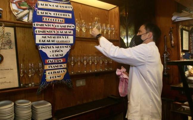 Bar Txepetxa de Donostia y su tradicional carta de anchoas Bar Txepetxa de Donostia y su tradicional carta de anchoas