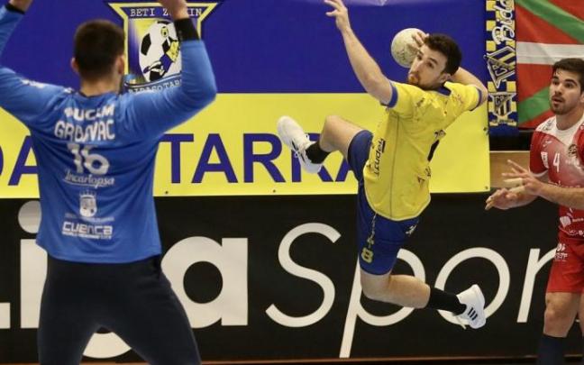 El bidasotarra Mikel Zabala, en el partido ante el Cuenca.