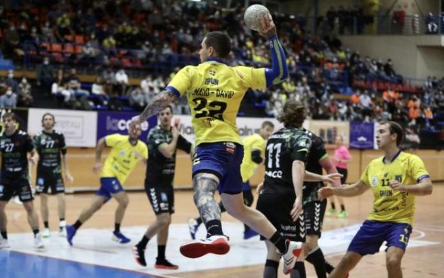 Renaud-David, ante el Torrelavega.