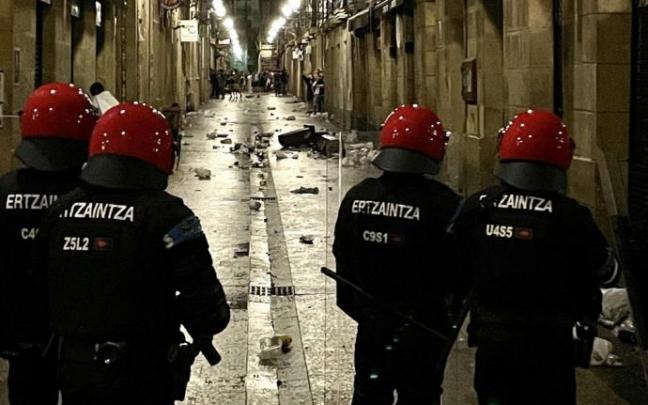 La Ertzaintza en la Parte Vieja La Ertzaintza en la Parte Vieja