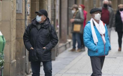 La incidencia del coronavirus en esta sexta ola sigue cayendo en Gipuzkoa