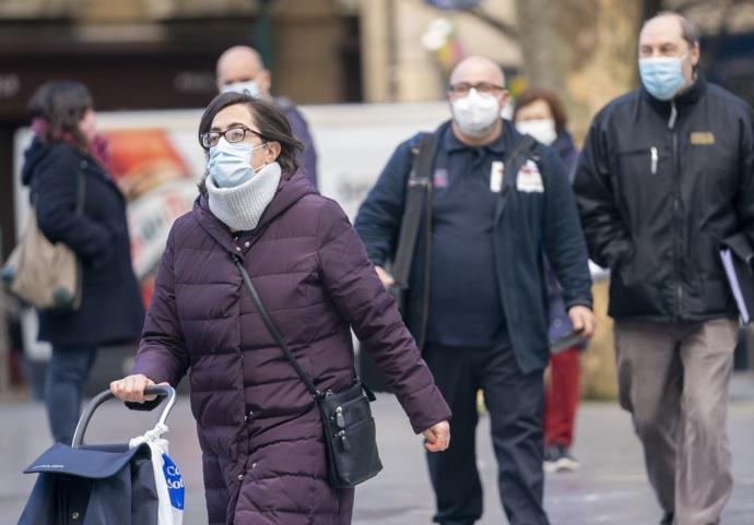 La sexta ola del coronavirus sigue en recesión cuando se cumplen dos años del primer caso en el Estado español