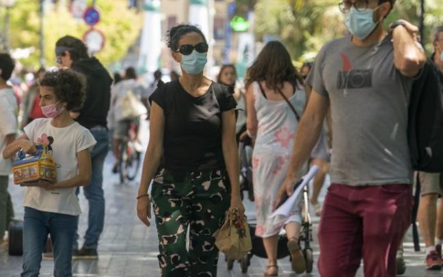 La quinta ola sigue su escalada en Euskadi con 672 nuevos contagios de coronavirus