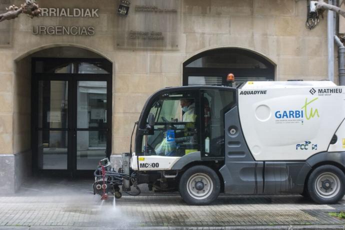 Una máquina del servicio de limpieza de Donostia.