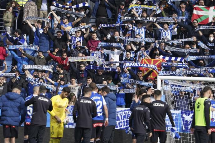 La afición albiazul celebró el domingo a lo grande el triunfo ante el Valencia