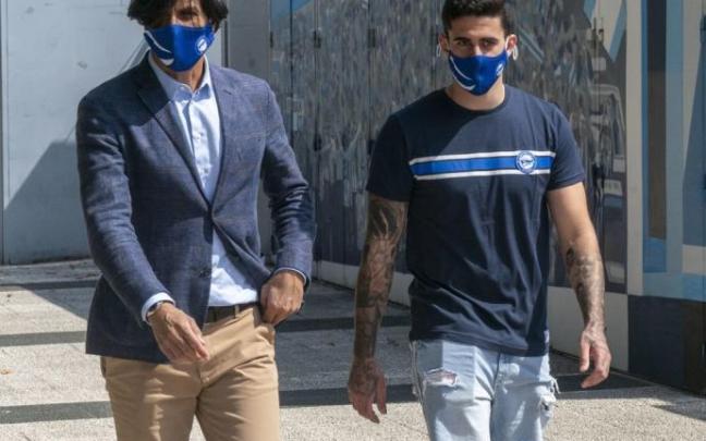 El Alavés ve "difícil" que pueda cerrar más fichajes o salidas El Alavés ve "difícil" que pueda cerrar más fichajes o salidas