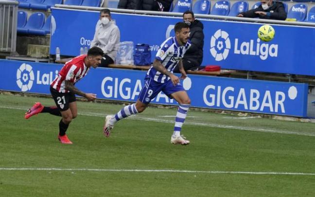 A Capa solo le restan ocho meses de contrato con el Athletic y no cuenta para su técnico Marcelino García Toral. Foto: Alex Larretxi