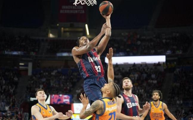 El juego interior baskonista se vio superando por el taronja