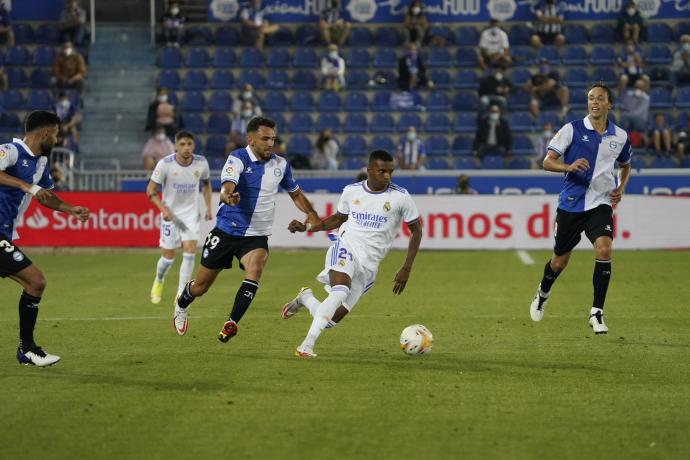 Iván Martín, en su debut con el Alavés.