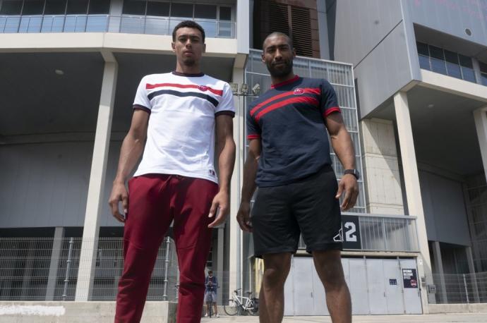 Wade Baldwin y Jayson Granger posan frente al Buesa Arena