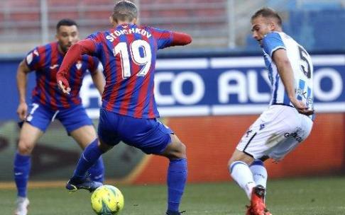 Un momento del partido Eibar-Sanse
