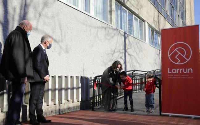 Inauguración del colegio Larrun en Donostia Inauguración del colegio Larrun en Donostia