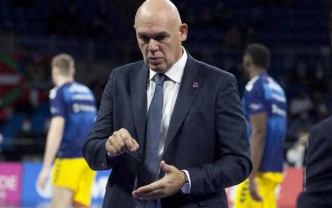 Neven Spahija, durante el partido ante el Morabanc Andorra