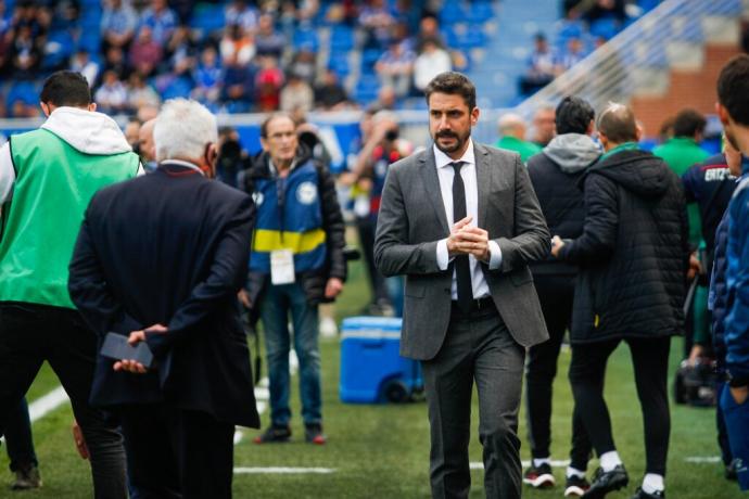 Velázquez, pensativo antes del partido ante el Villarreal