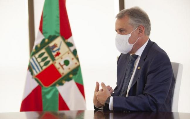 El lehendakari, en un momento de la entrevista del viernes. El lehendakari, en un momento de la entrevista del viernes.