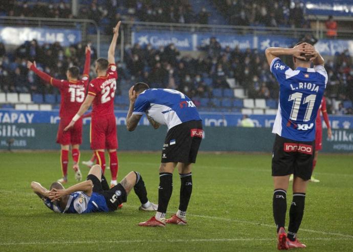 Laguardia, Joselu y Rioja se lamentan por una acción ante el Getafe