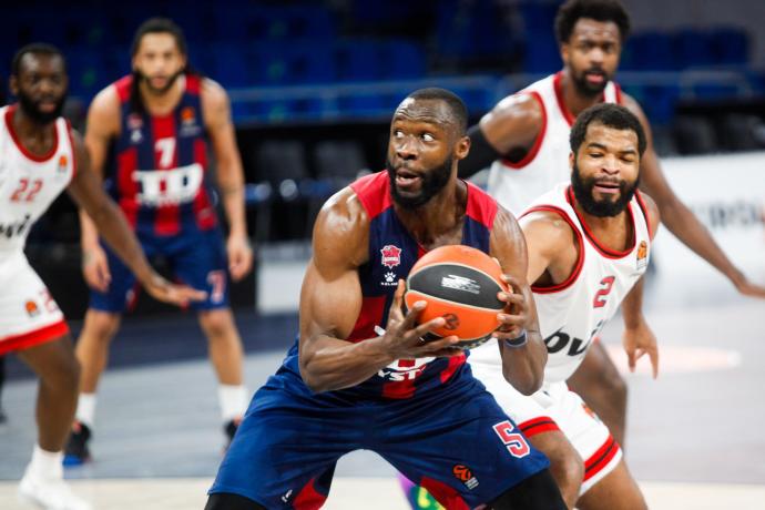 El Baskonia traspasa a Jekiri al Unics de Perasovic