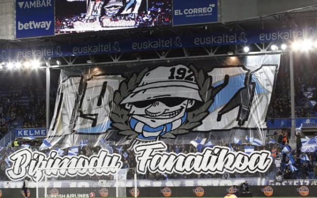 Iraultza 1921 vuelve a las gradas de Mendizorroza