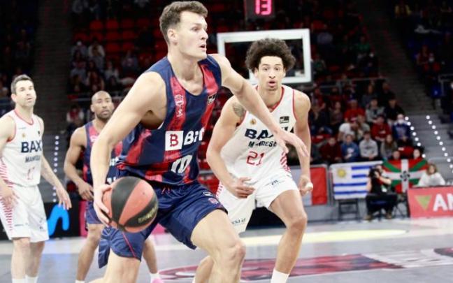 El neozelandés Wetzell firma un correcto estreno con el Baskonia en otra noche estelar de un Baldwin que está en el mejor momento del curso