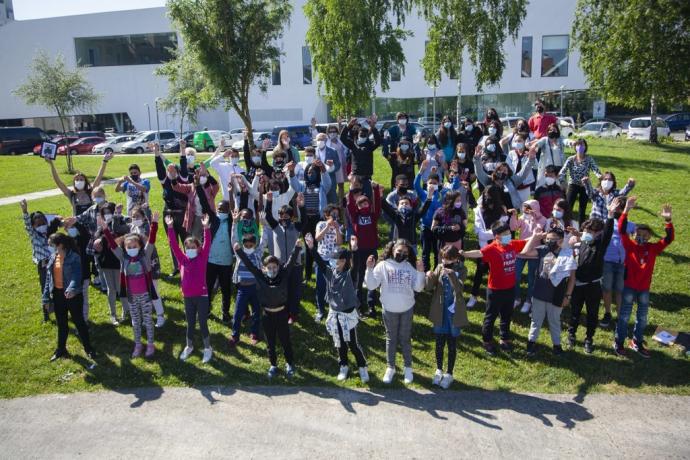 Acto de Aktiba (tu) en el centro cívico de salburua.