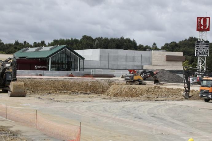 Obras en Garbera, donde se celebrará un proceso de selección de personal para cubrir 200 puestos de trabajo